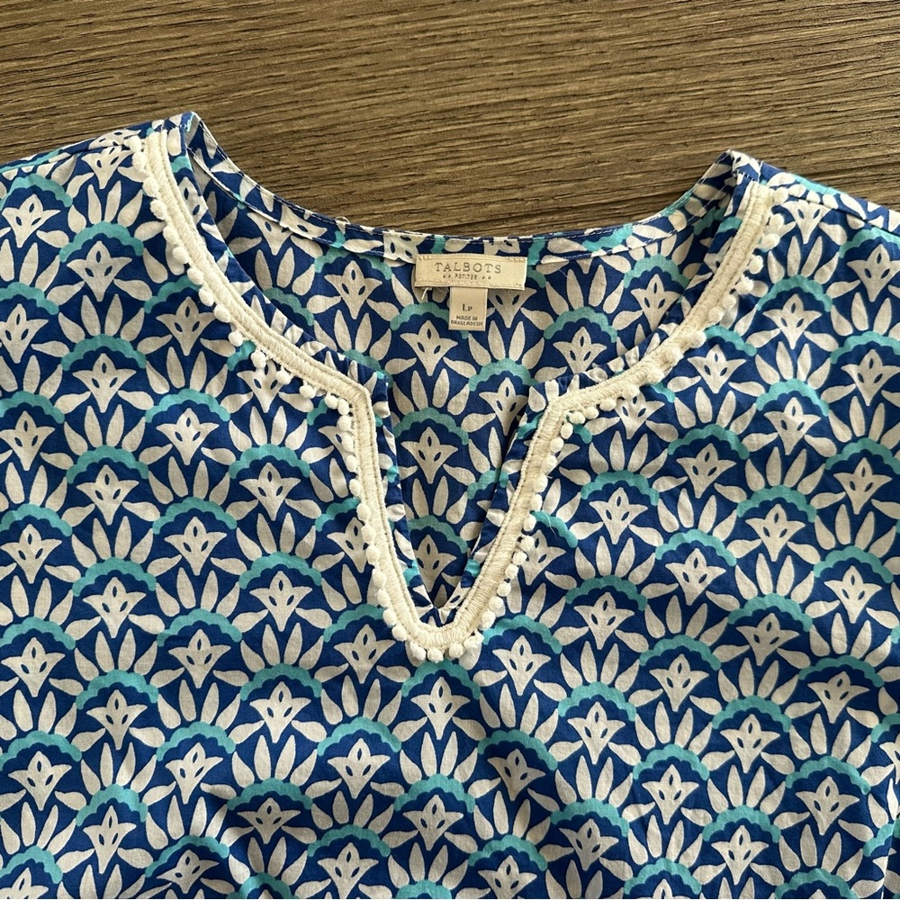 Talbots Blue White Medallion Print Tunic Blouse